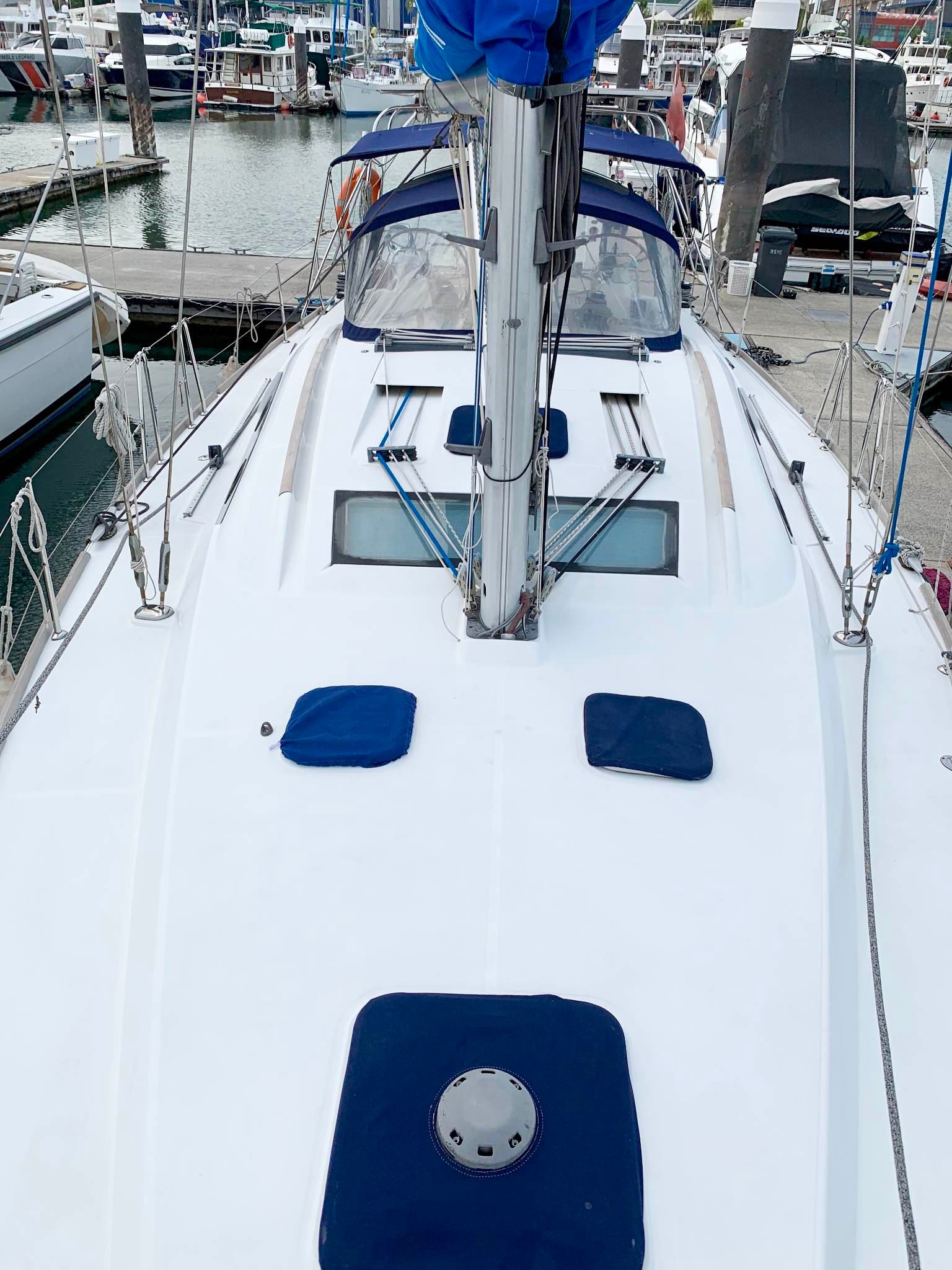 Beneteau Oceanis 43