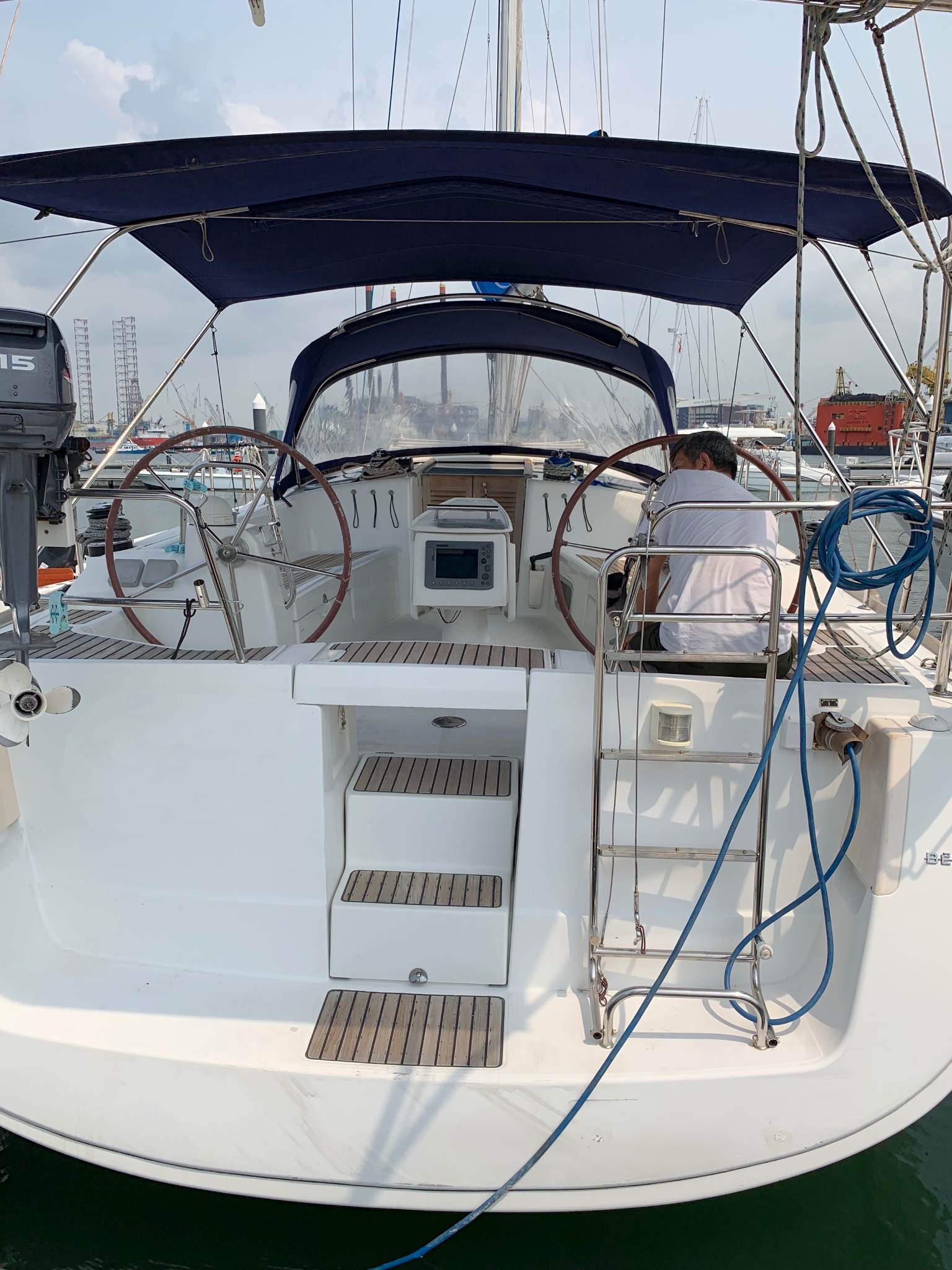 Beneteau Oceanis 43