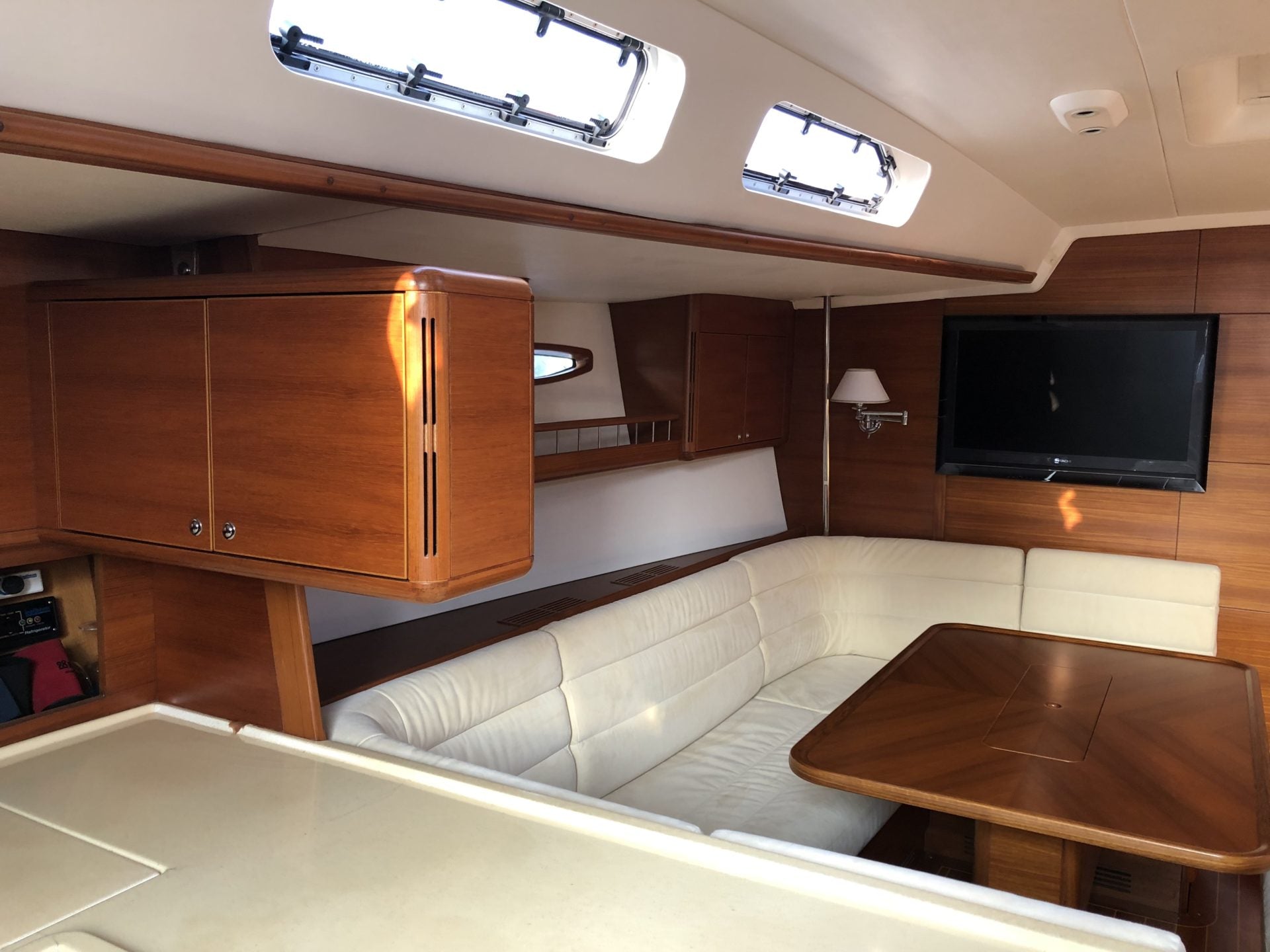 X-Yachts 55 for sale - Yachties.Club